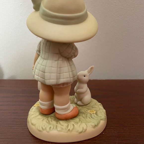 1992 Vintage Figurine from "Memories of Yesterday" Lucie Atwell Collection - Picture 2 of 3